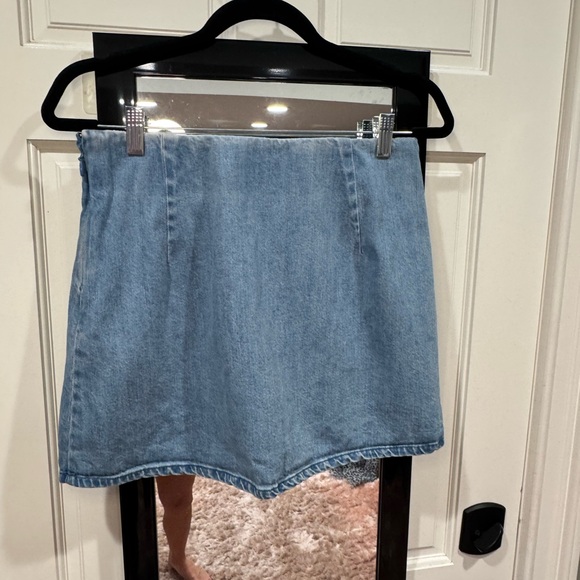 Show me your mumu denim skort size small - Picture 8 of 8